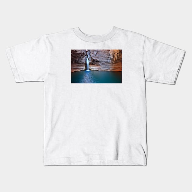 Karijini Waterfall Kids T-Shirt by paulmp